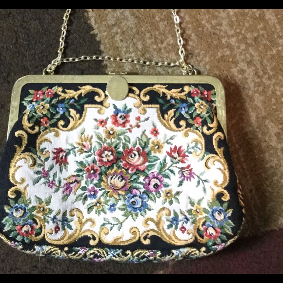 Vintage tapestry bag made in Hong Kong - Picture 1 of 5